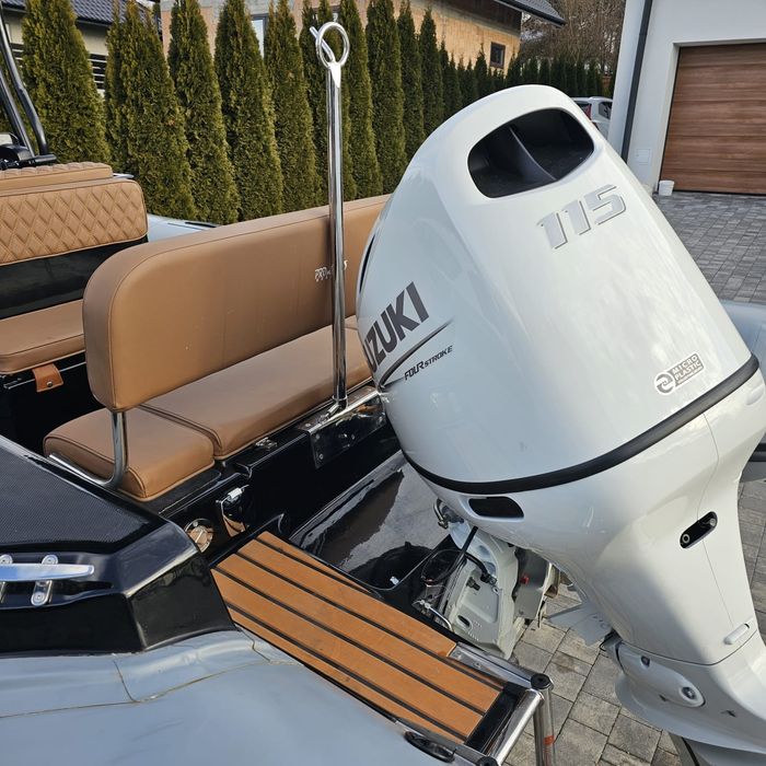 Pilnie sprzedam Łódz motorowa typu Rib Promarine 600 sport
