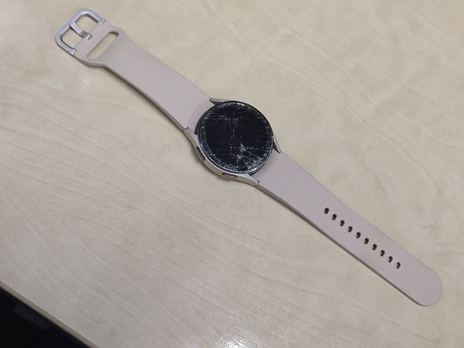 Galaxy Watch 4 40 mm uszkodzony SM-R860