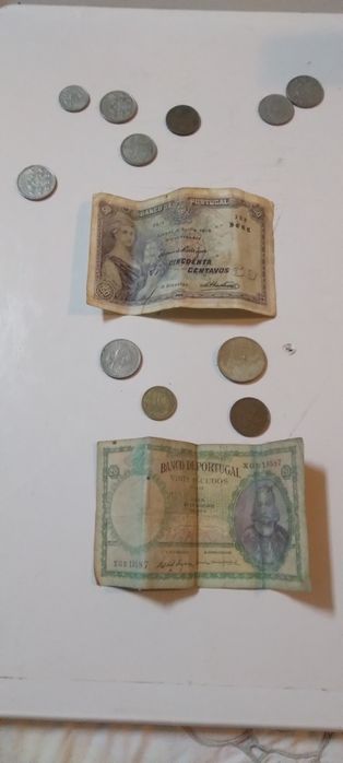 Notas de coleção e moedas