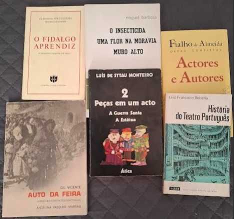 Vários livros de teatro, de dramaturgos portugueses