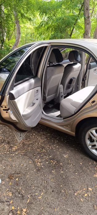 Kia cerato 2006 год