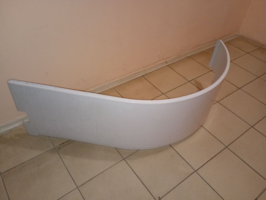 Панель для поддона душевой кабины.