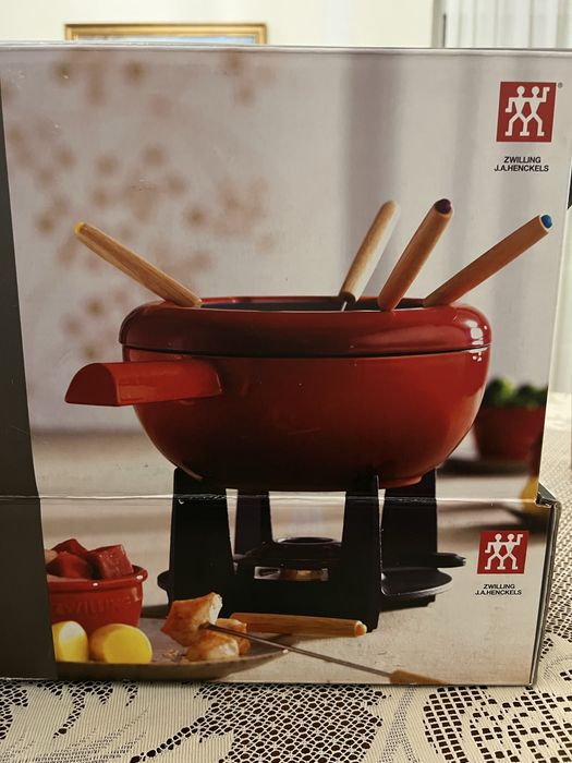 Żeliwny zestaw do fondue marki premium Zwilling  J.A. Henckels