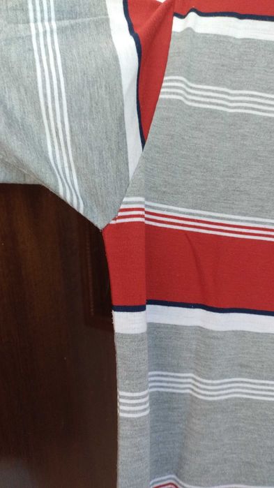 Dobyline XL Szara bluzka polo z kołnierzykiem w czerwone i białe paski