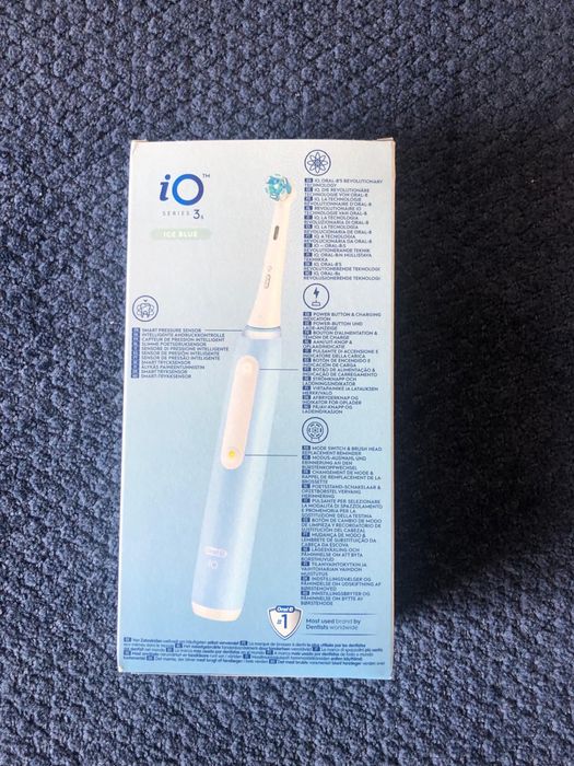 Escova de dentes Elétrica Oral B IO 3s