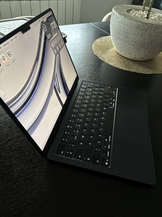 Macbook Air M4 Meia noite