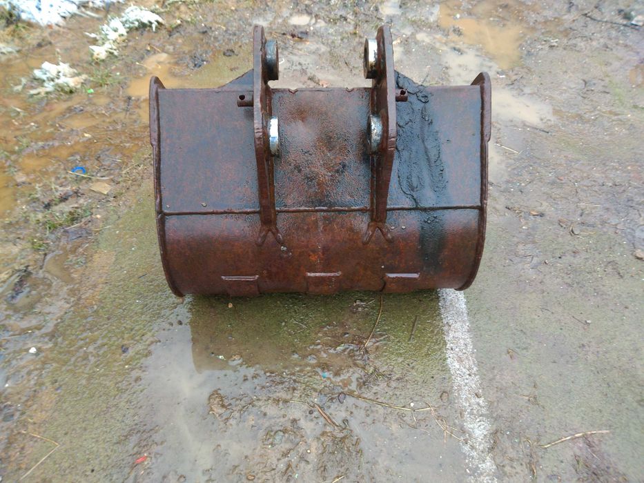 łyżka do mini koparki JCB 3t 3.5t 60cm na sworznie 35mm