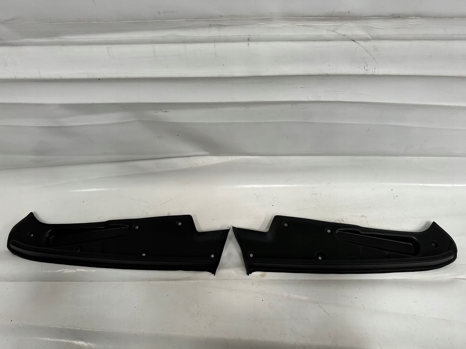 osłona lewa prawa słupka mercedes w447