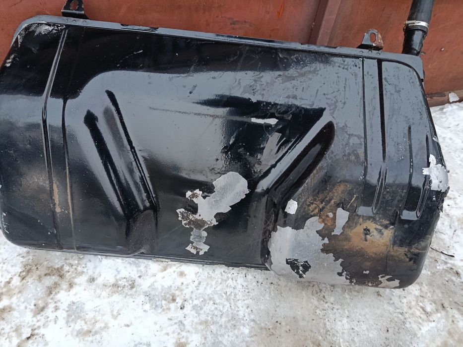 Продам топливный Бак,Нива Шивролет.