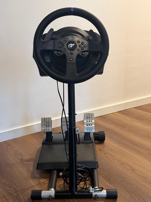 Thrustmaster T300RS GT + Wheel Stand Pro em excelente estado PS5/PC.