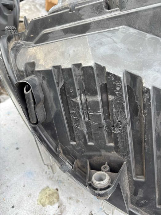 VW TRANSPORTER T5 LIFT Lampa przód Lewa eu