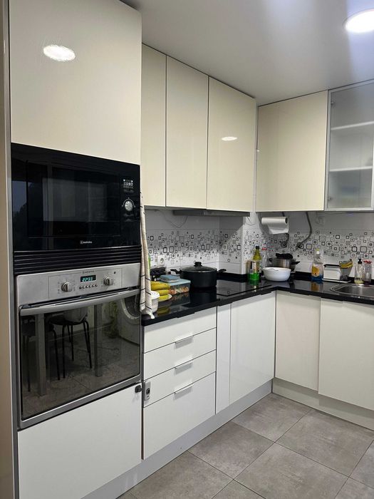 Apartamento T2+1 Odivelas Metro Remodelado