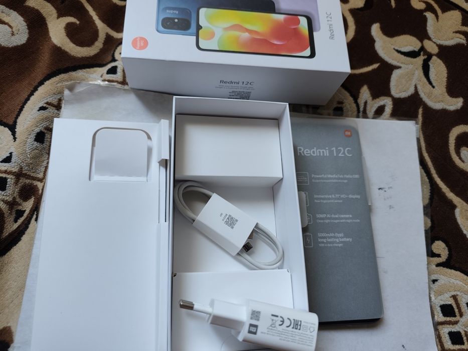 Полный комплект Xiaomi redmi 12C 4/128.Новый.