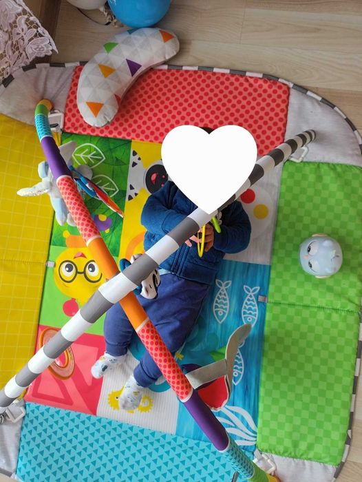 mata edukacyjna basen z kulkami dla dzieci