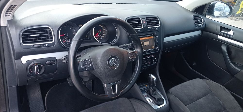 VW Golf Variant Automática nacional