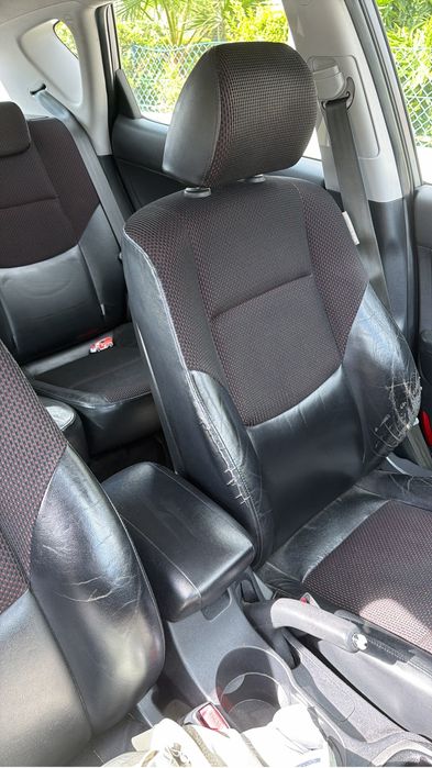 Hyunday  i30 1.6 CRDi - 2009 Muito economico . Carro muito economico ideal para quem procura um veiculo fiavel  para o dia a dia.