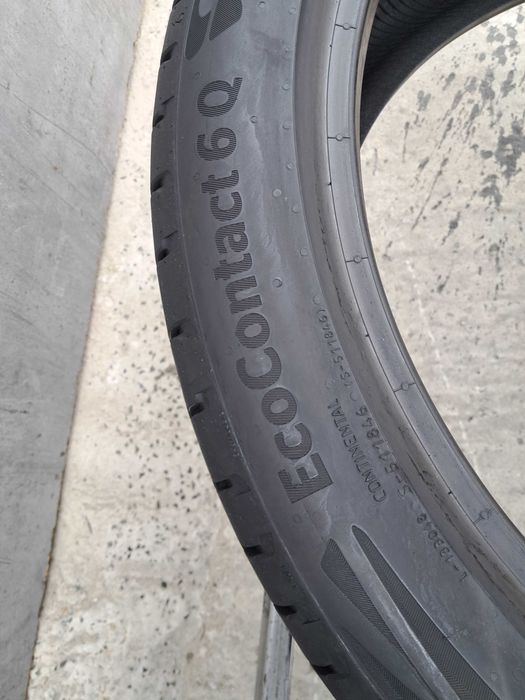 Резина літо 99% протектор Continentаl 245/40 R20Eco Contact 6Q