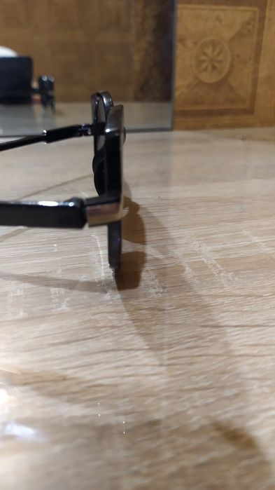 Очки солнцезащитные