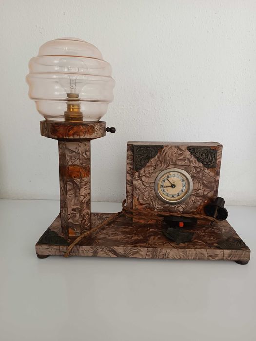 Relógio / candeeiro de mesa