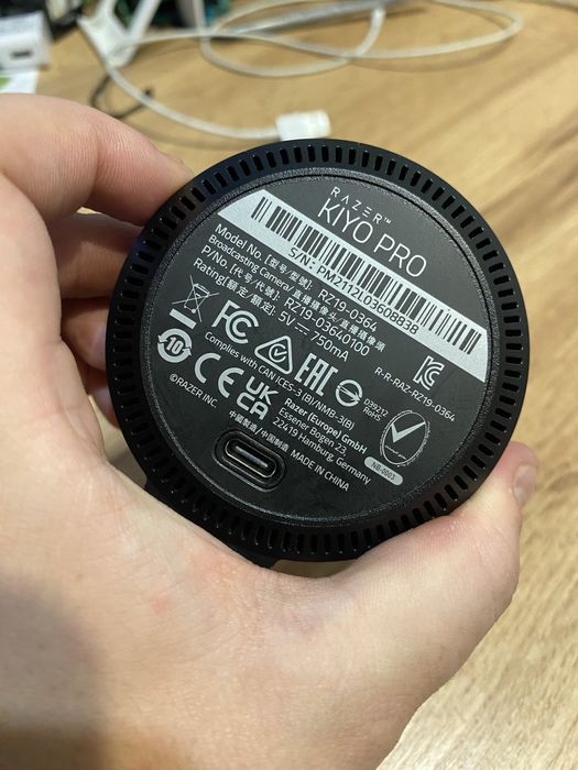 Веб-камера Razer Kiyo Pro (RZ19-03640100-R3M1, RZ19-03640100