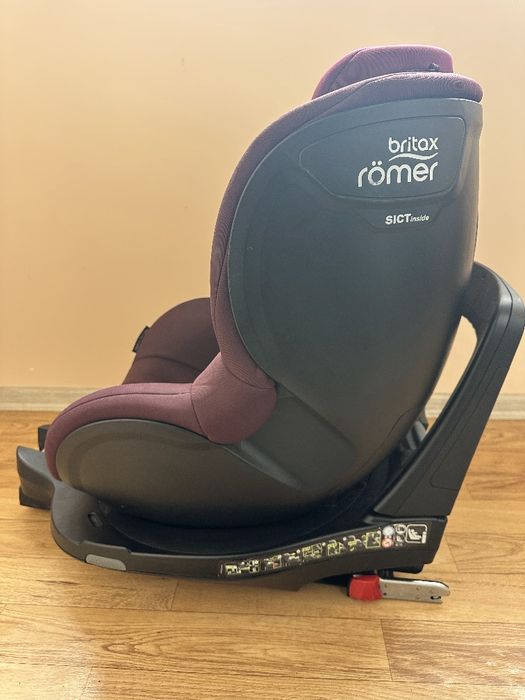 Автокрісло Britax Romer Dualfix 0–18 кг, поворот 360°, ISOFIX