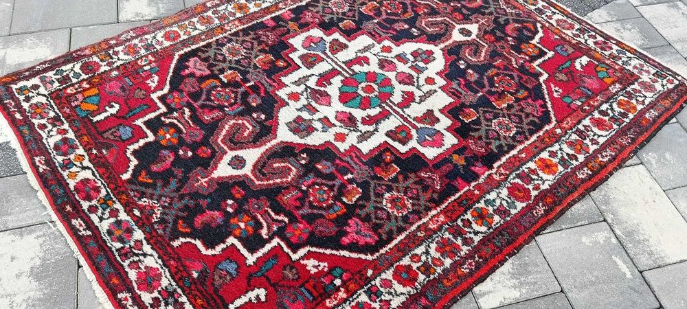 Tuserkan ręcznie tkany dywan wełniany irański 151 x 110 cm Iran