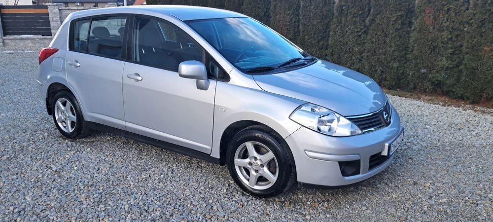 Nissan Tiida 1.8 benzyna klimatronik bardzo zadbany