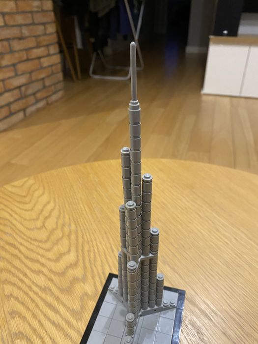 Lego Architecture 21008 Burj Khalifa kompletny