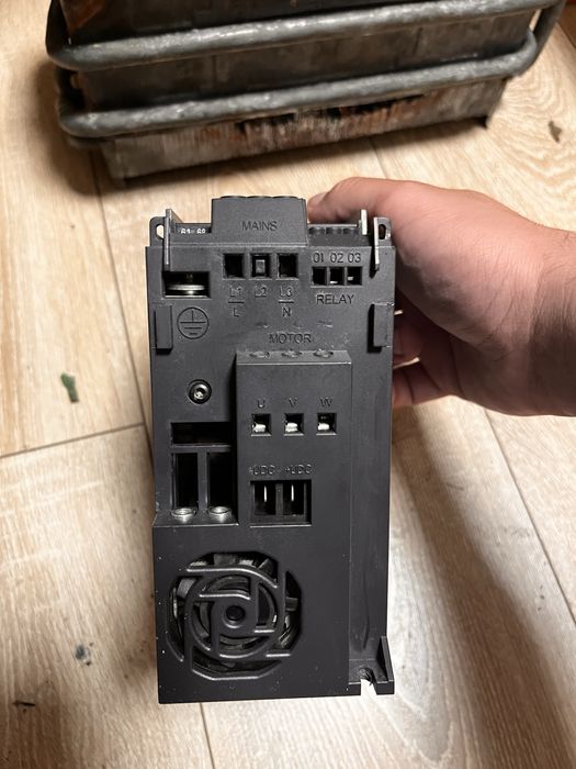 Частотник Danfoss VLT Micro Drive