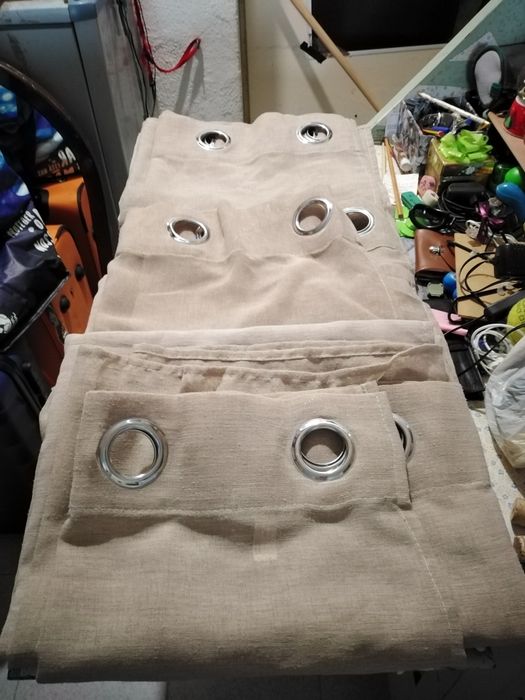 Vendo 3 cortinados novos bom estado