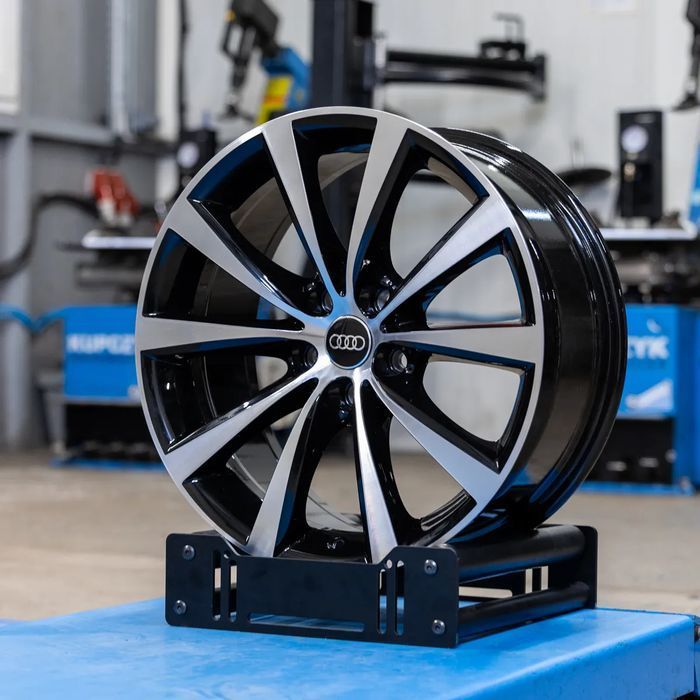 NOWE ORYGINALNE Felgi 18" Audi A4 A5 A6 A7 A8 Q3 Q5 Q7