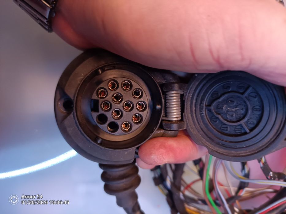 Wiązka haka Renault 13 pin Westfalia