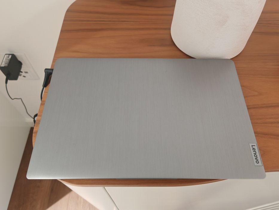Portátil Lenovo IdeaPad 3 16Gb RAM Novo