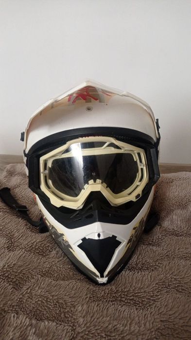 Кросовий ендуро-шолом