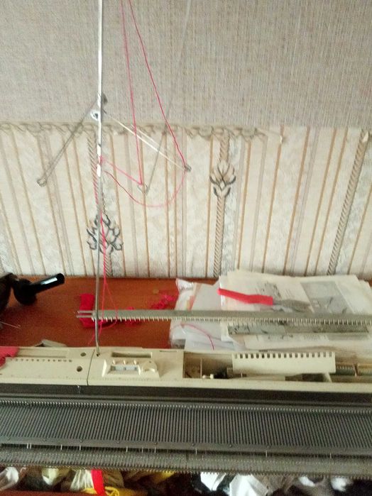 Японська вязальна машина - Toyota KS858