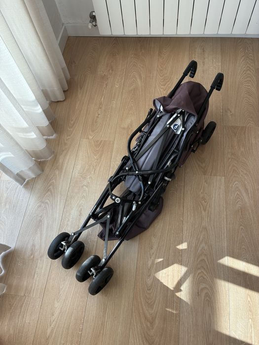 Carrinho de Passeio Bengala ZY Safe (Como Novo / Muito Compacto)
