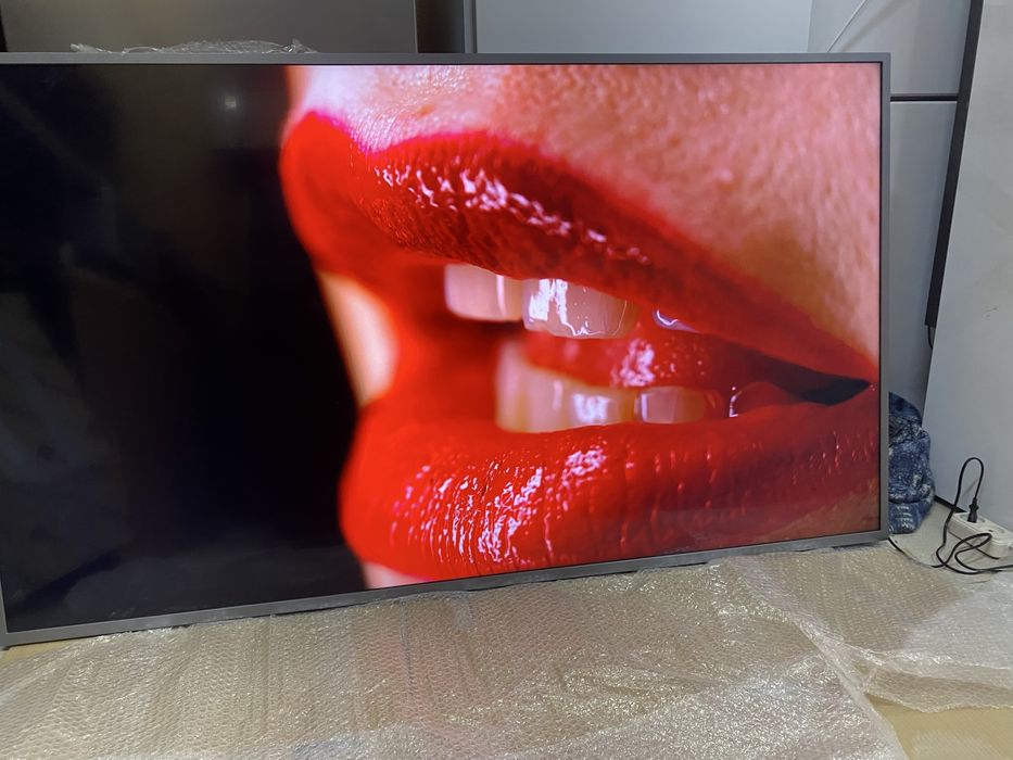 Телевизор Philips 65  диагональ