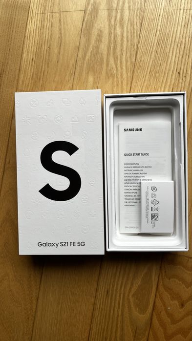 Samsung S21 FE 5G  + ładowarka