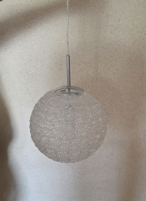 Lampa z żarówka , kula