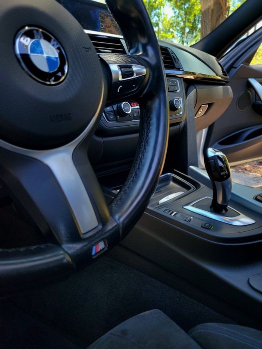 BMW 320D Pack M 09/2014 Teto Panorâmico