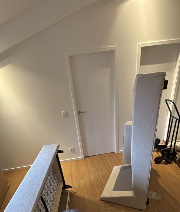 FRETE Mudanças para Leiria,Marinha Grande,Caldas da Rainha e Óbidus.