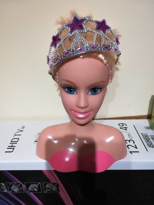 Głową do stylizacji i czesania makijażu+ aksesoria