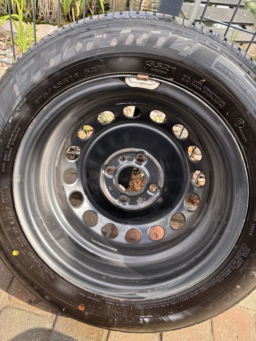 Kompletne koła na zime  fiat 175/65 r14