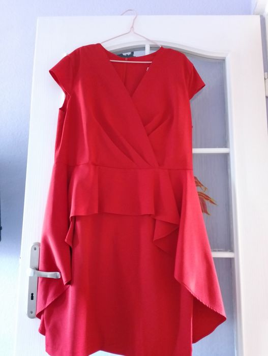 Sukienka okazyjna piękna elegancka