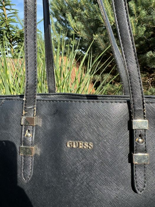 Czarna torba guess