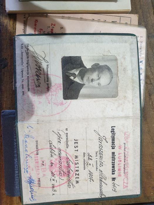 Stare dokumenty legitymacja