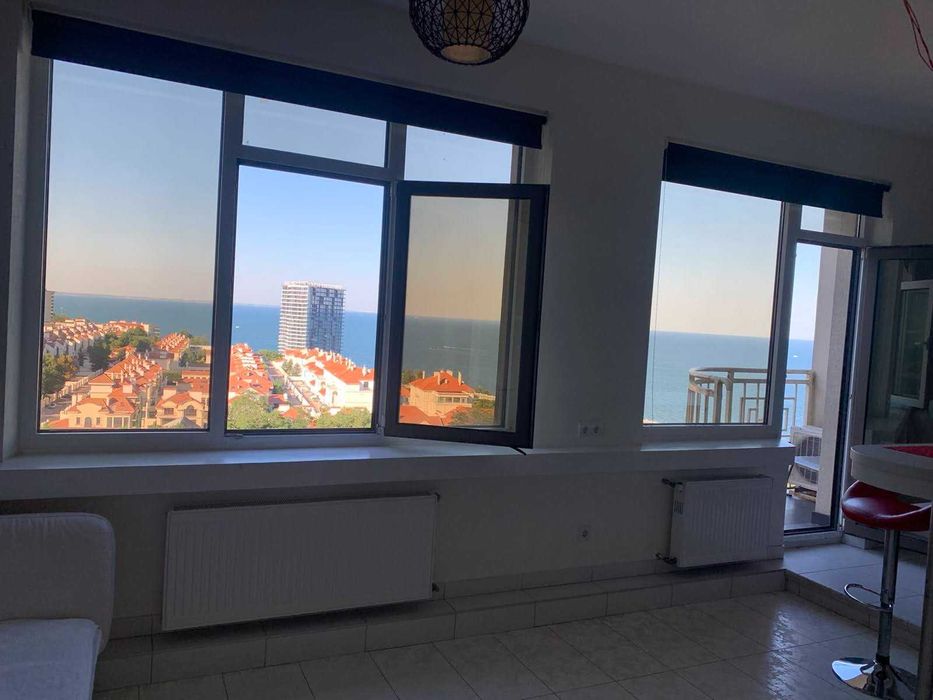 Свет не отключают,Аркадиевское плато 5,прямой вид моря,паркинг,балкон