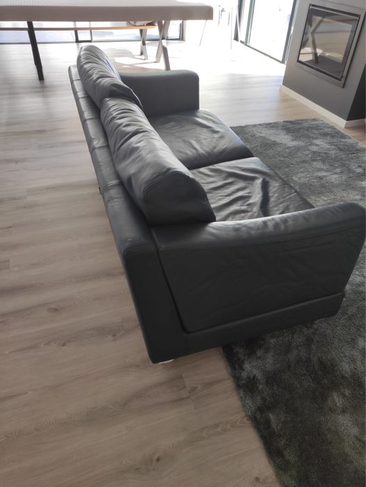 2 Sofás de Pele Italiana