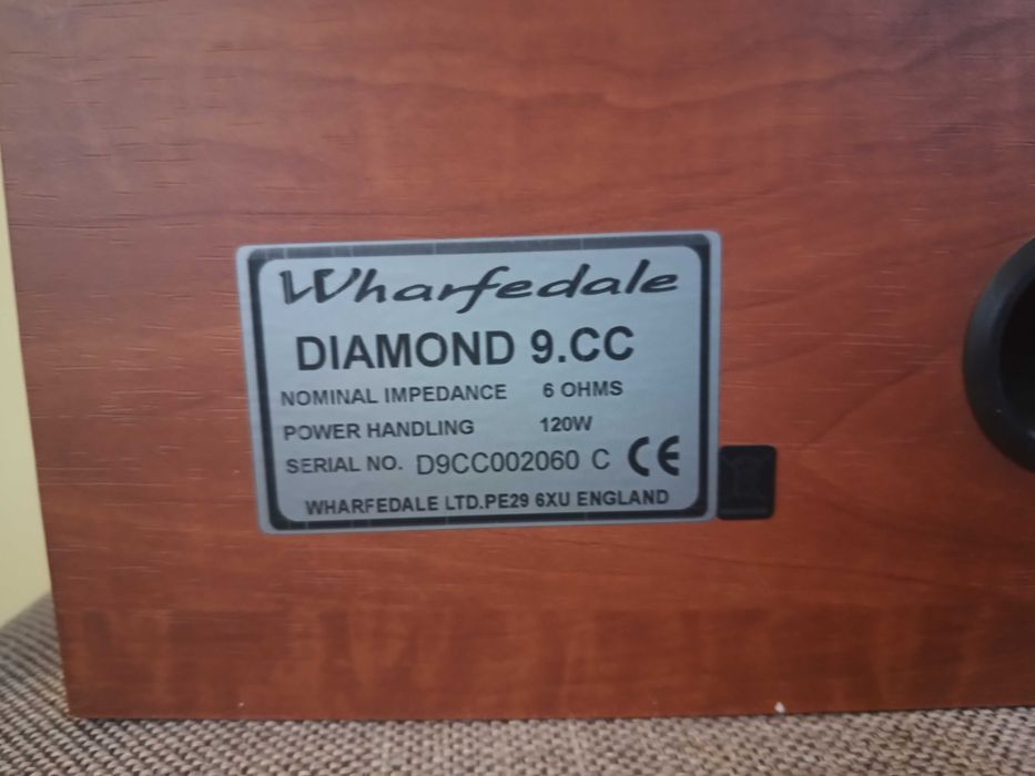 Kolumna centralna Wharfedale Diamond 9.CC