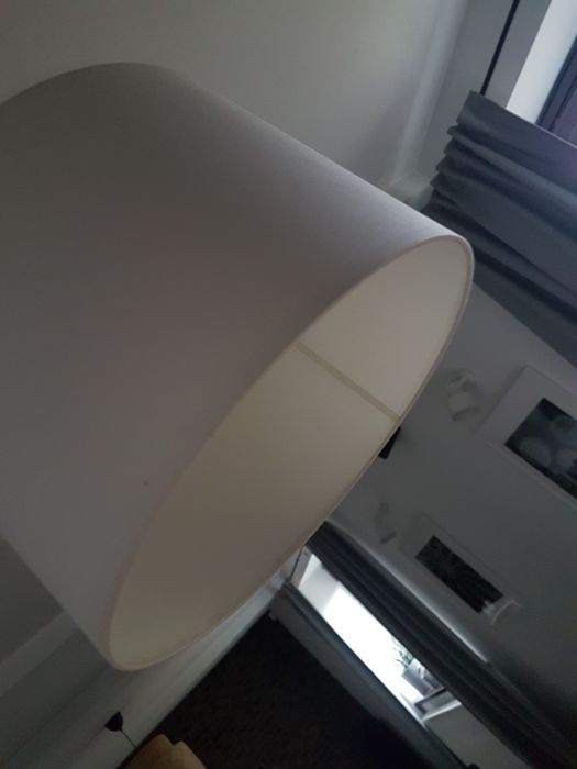 Lampa do regulacji biala